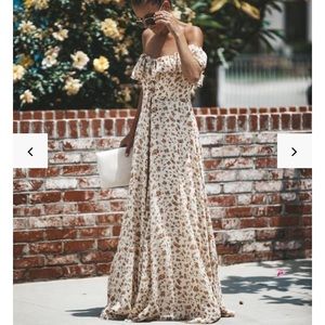 Vici maxi dress